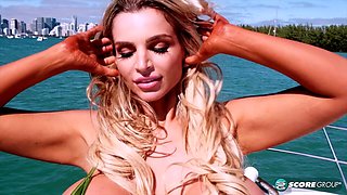 Bikini, platinum-blonde, 4k ultrahd