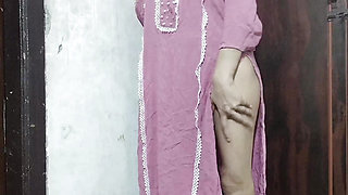 Indian college girl ko paise Dene ke jabar dasti pela