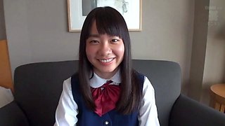 Japanese teen fingered in the clinic
