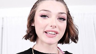 Solo hoe spreading ass and pussy after toying masturbation