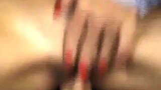 Blonde deutsche MILF testet einen Jungen whrend eines Casti