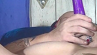 Look at That Squirting Juice Drip From the New Sex Toy She Fucks N Squirts so Much