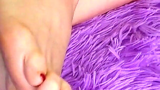 Self Foot Worship, Oily Feet and Real Orgasm.