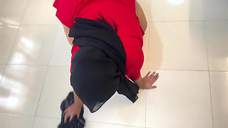 Hot Hotel Maid Fucked by Stranger Guest When She Was Cleaning His Room!