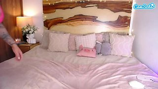 Tempting busty cougar heartbreaker hot solo scene