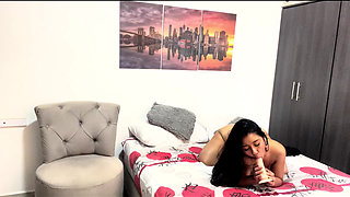 I masturbate while my stepbrother plays on his console