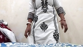 Desi Mona Bhabhi Sexy Video