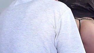 Gamer Sis' Ass Drives Me Crazy