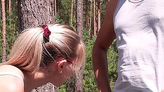 German Glasses Girl Vivi Vallentine Seduce to Risky Outdoor Sex by Stranger