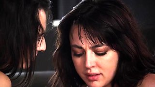 AllHerLuv Liz Jordan And Whitney Wright The Social Media