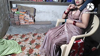 Very Cute Indian Sexy Housewife Husband and Sex Enjoy Very Cute Sexy Lady