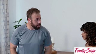 Alexis Malone & isabella jules covet, "heavy man hands all over" their figure - s10:e8