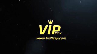VIPissy featuring hussy's pissing sex