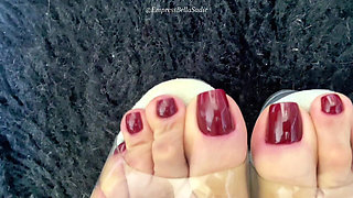 Transparent Platform Heels and Imperatrizbella’s Sexy Red Nails