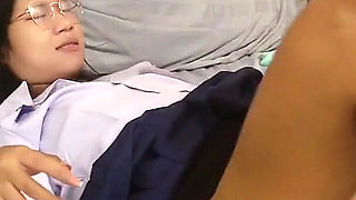 18 Years Old Thai Amateur in School Uniform Like to Be Sidefucked