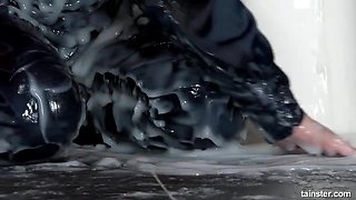 Tainster - Stunning Smoker Can Smoke On Jism!