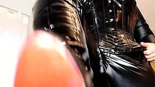 babe brunette 95 flashing pussy on live webcam