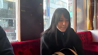 Gカップのグラマーな巨乳美女がバイブと手マンとクンニで感度アップのハメ撮りエッチ