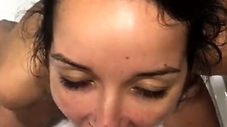 Amateur girl blowjob in shower on sex dating