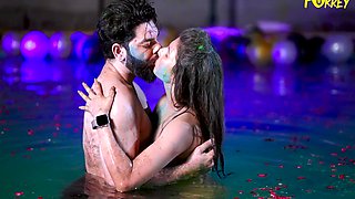 Holi Me Bhabhi Ke Sath Kiya Ganda Kaam Swimming Pool Me Sex