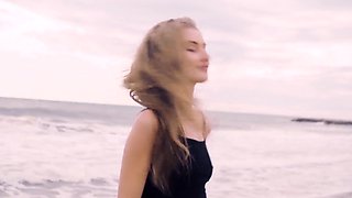 Russian Honey Lexy Starlet Attempts Spanish Rod And She Enjoys It In Gonzo Sesh - MAMACITAZ