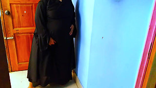 I Fuck My Hot Beautiful Arab Stepsister When She Was Masturbating Instead of Going to College