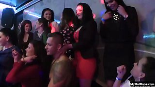 Jennie has been to the strip club before,: Blowjob, Amateur  Oral Sex Porn