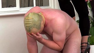 Horny amateur girls with a foot fetish play along