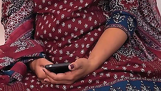 Komal Said That Many People Were Saying Show Your Face, but Don't Show It to My Family Members, Please.