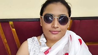 Indian Car Driver Fucks Kamini in Hotel Room - Big Ass, Blowjob & 69 Action