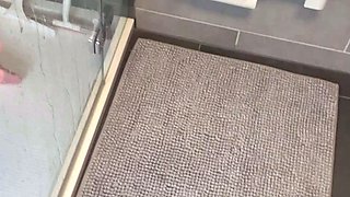 Beauty small tit amateur teen masturbating her shaved pussy