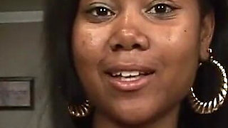 Black Girl Masturbates and Plays with Her Pussy with Her Favorite Dildo