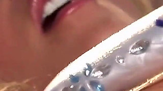 Samantha Ryan first porn a big slut with shaved pussy and platinum blonde loves to get excited with sex toys