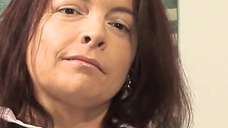 Busty gilf gets jizzed in mouth after fucking