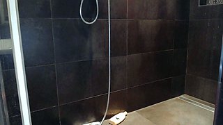 Blonde Teen Solo Masturbation