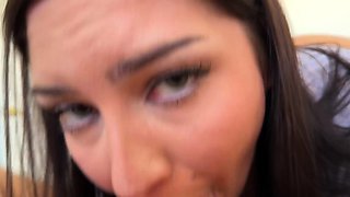 Vivian Taylor Big Step Sister Shares The Bed
