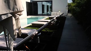 Karina King And Lia Lins Villa Threesome