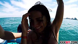 Thick boats and uber-sexy teen tarts