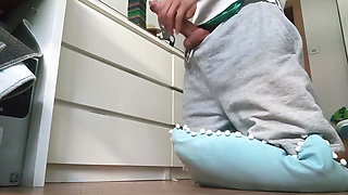 The Dude with the Big Dick Gets Hard Watching His Neighbor Through the Window and Recording Himsel