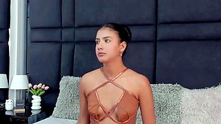 Hot amateur blonde pregnant toying her pussy solo