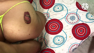 I Suck My Uncle's 20 Cm Dick While My Mom Isn't Home