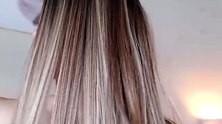 High heeled amateur teen ass fingered