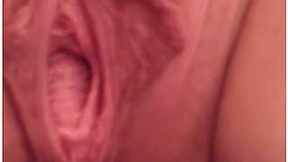 Goddess Pussy Peeing In The Toilet