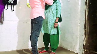 College Se aaye Stepsister pusssy fuck after class teacher