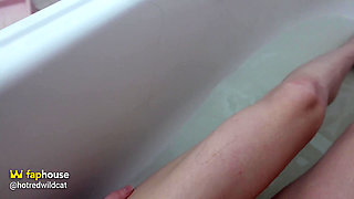 I'm Taking a Bath in My Bathtub