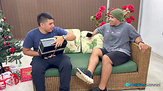 MY CUCKOLD BOYFRIEND GIVES ME A NIGHT WITH REAL SWINGER GIRL