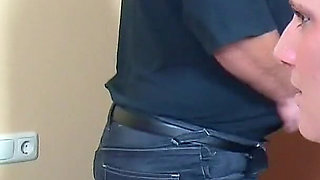 Mature sex psychologist looks after couples because the fuck is no longer right