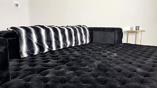 Busty Beauty's Wild Passion in Intense Hardcore Heat