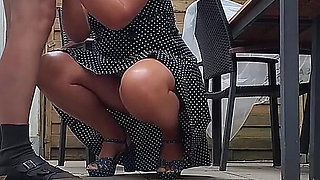 The Beautiful Model First Posed, Then Swallowed the Semen and Urinated