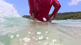 910 in Pantyhose Under Water